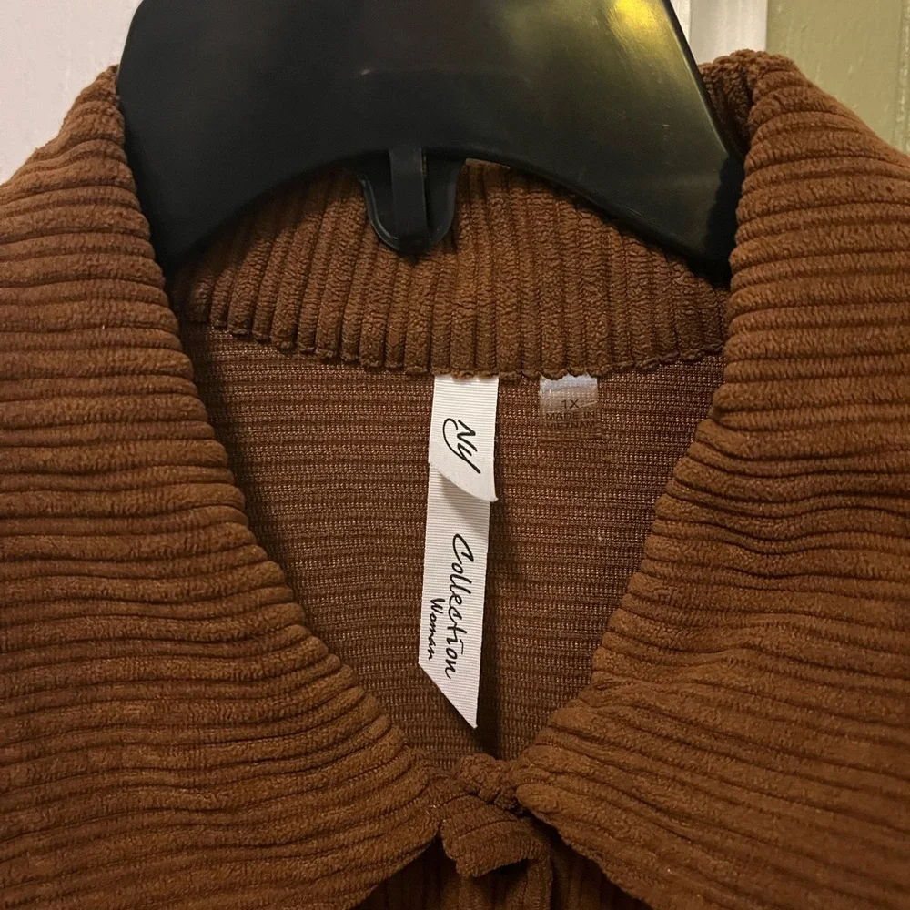NY Collection Brown Ribbed Shirt - Picture 2 of 3